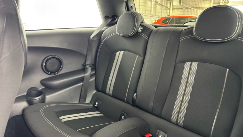 MINI Hatchback 1.5 Cooper Sport II 3dr Petrol Hatchback